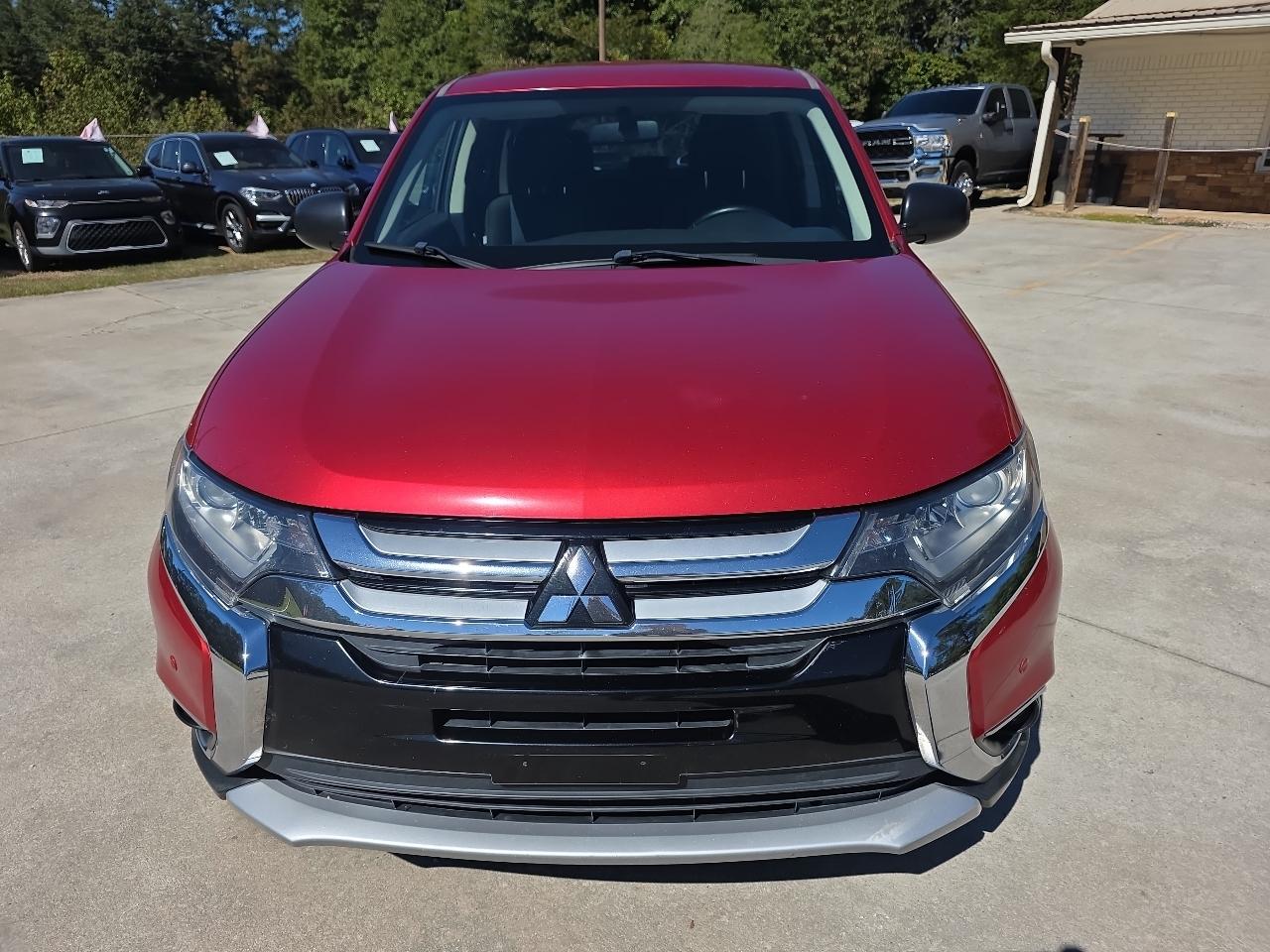 Mitsubishi Outlander ES FWD 2017