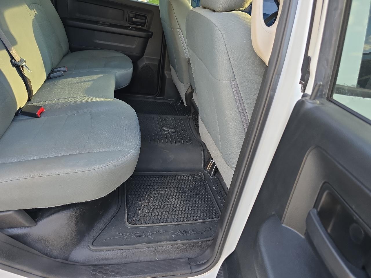 RAM 2500 Tradesman 4x4 Crew Cab 6'4" Box 2018