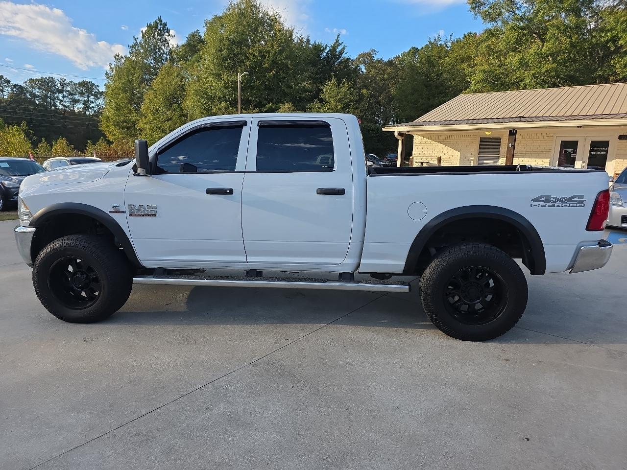 RAM 2500 Tradesman 4x4 Crew Cab 6'4" Box 2018