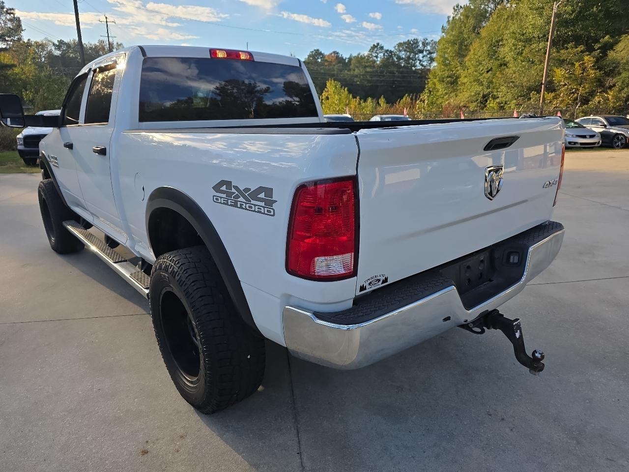 RAM 2500 Tradesman 4x4 Crew Cab 6'4" Box 2018