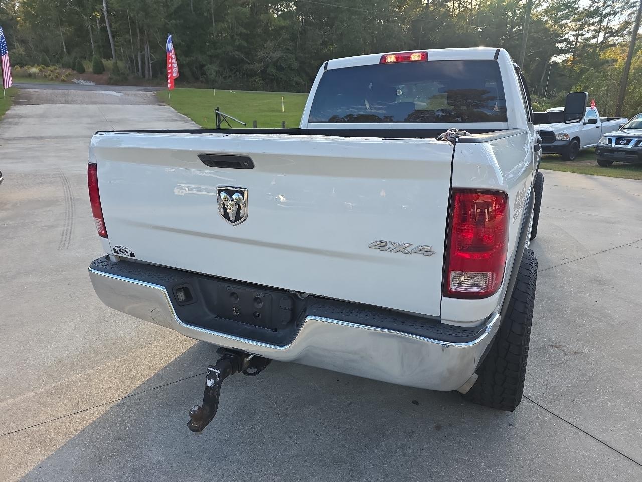 RAM 2500 Tradesman 4x4 Crew Cab 6'4" Box 2018