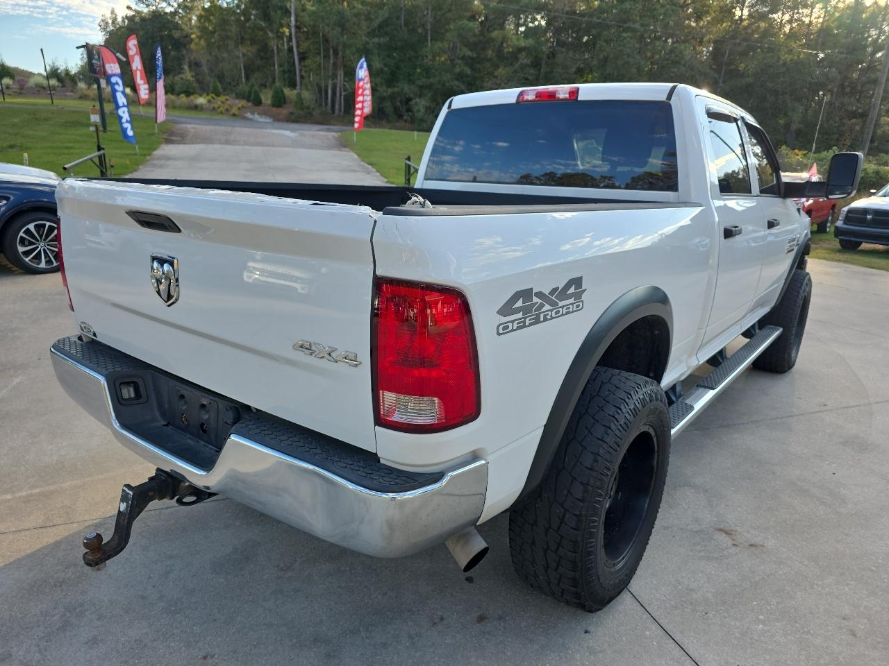 RAM 2500 Tradesman 4x4 Crew Cab 6'4" Box 2018