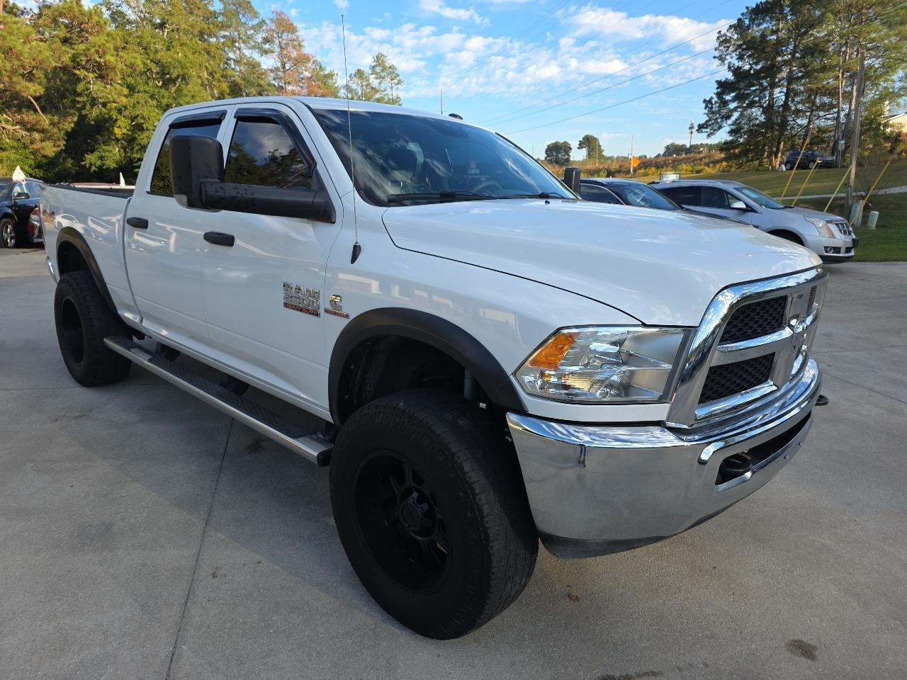 RAM 2500 Tradesman 4x4 Crew Cab 6'4" Box 2018