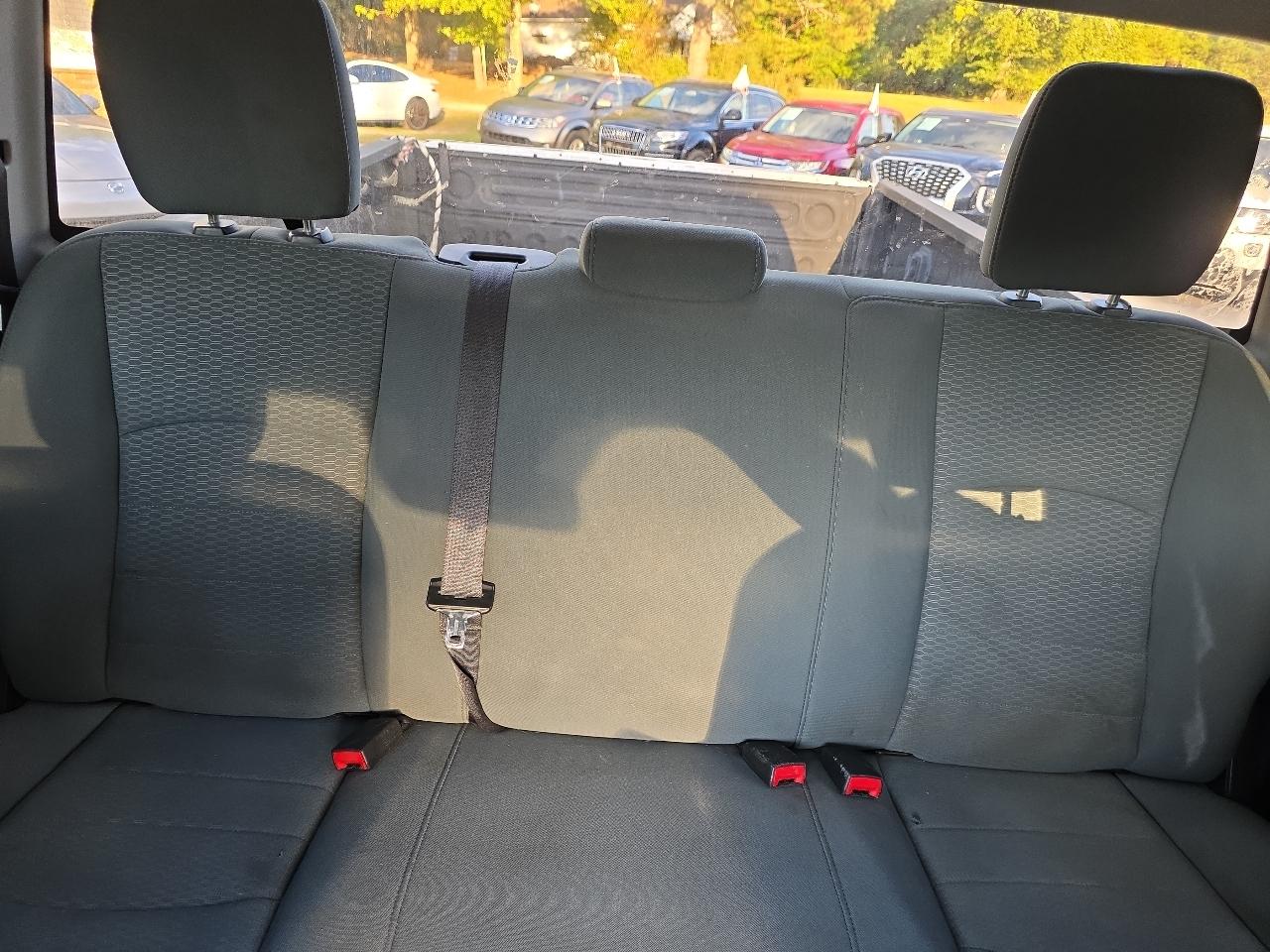 RAM 2500 Tradesman 4x4 Crew Cab 6'4" Box 2018