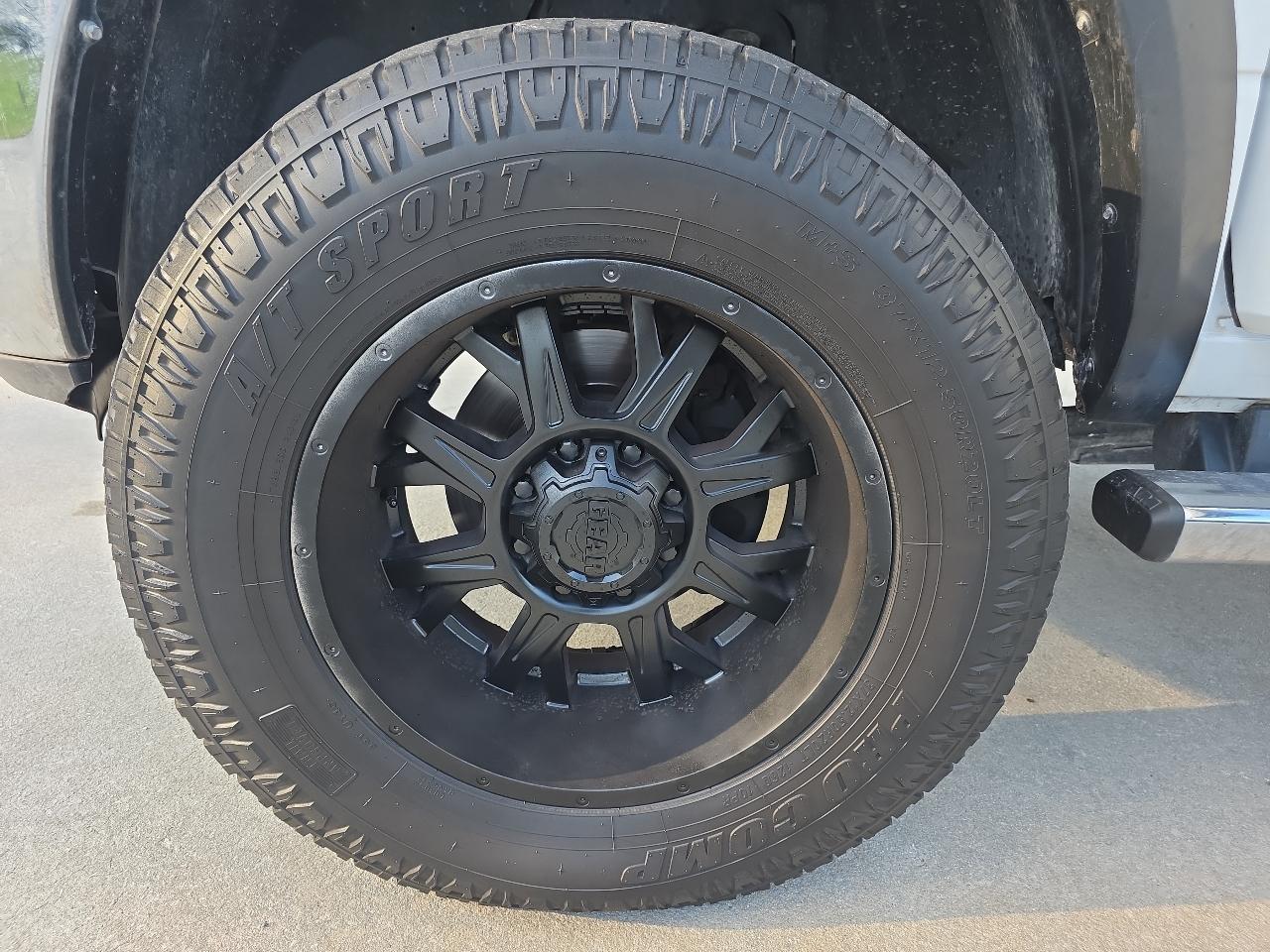 RAM 2500 Tradesman 4x4 Crew Cab 6'4" Box 2018