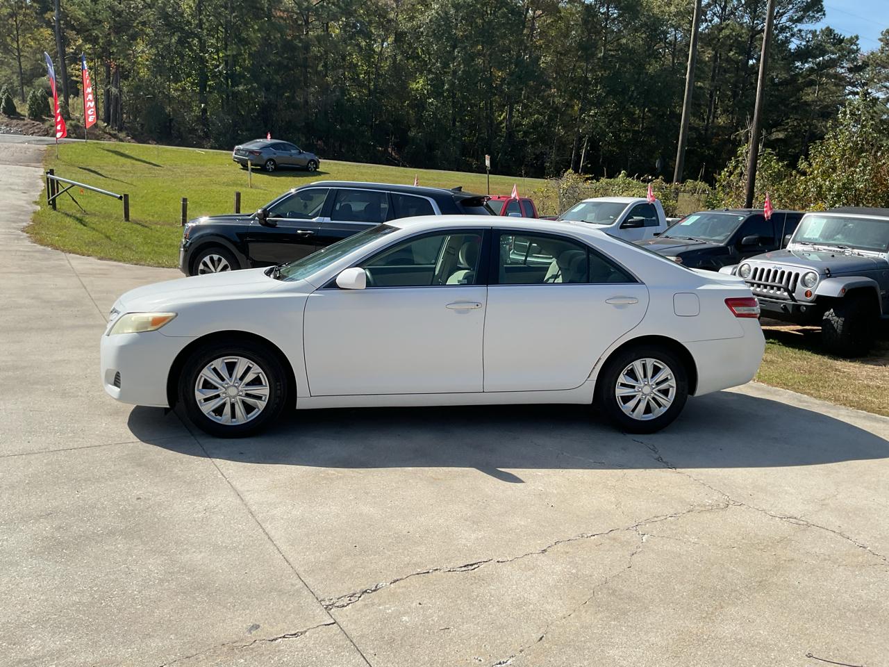 Toyota Camry 4dr Sdn I4 Man (Natl) 2010