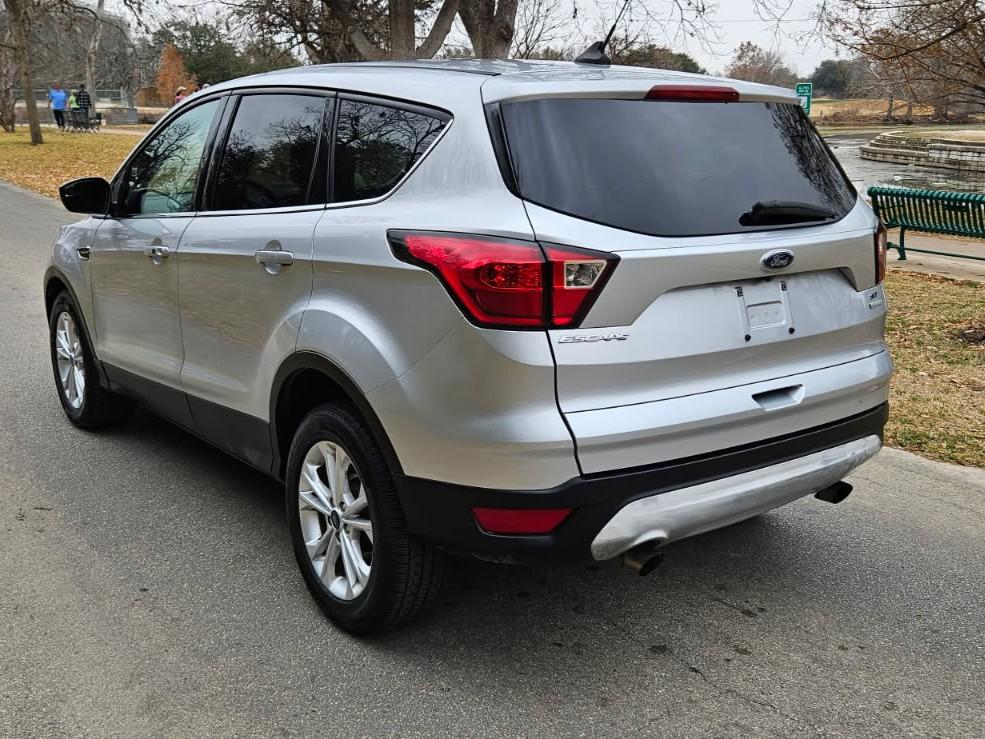 Ford Escape  2019