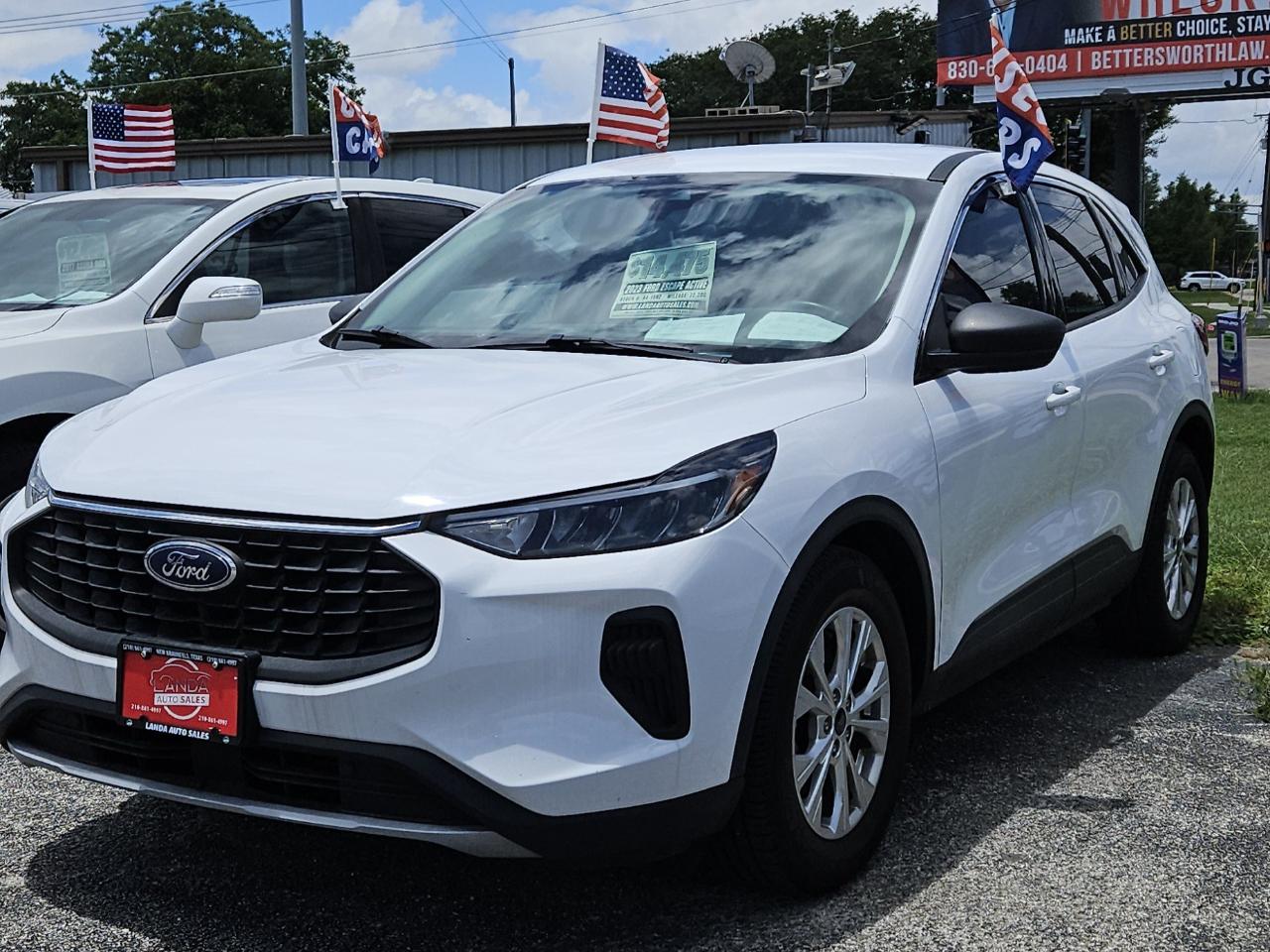 Ford Escape  2023