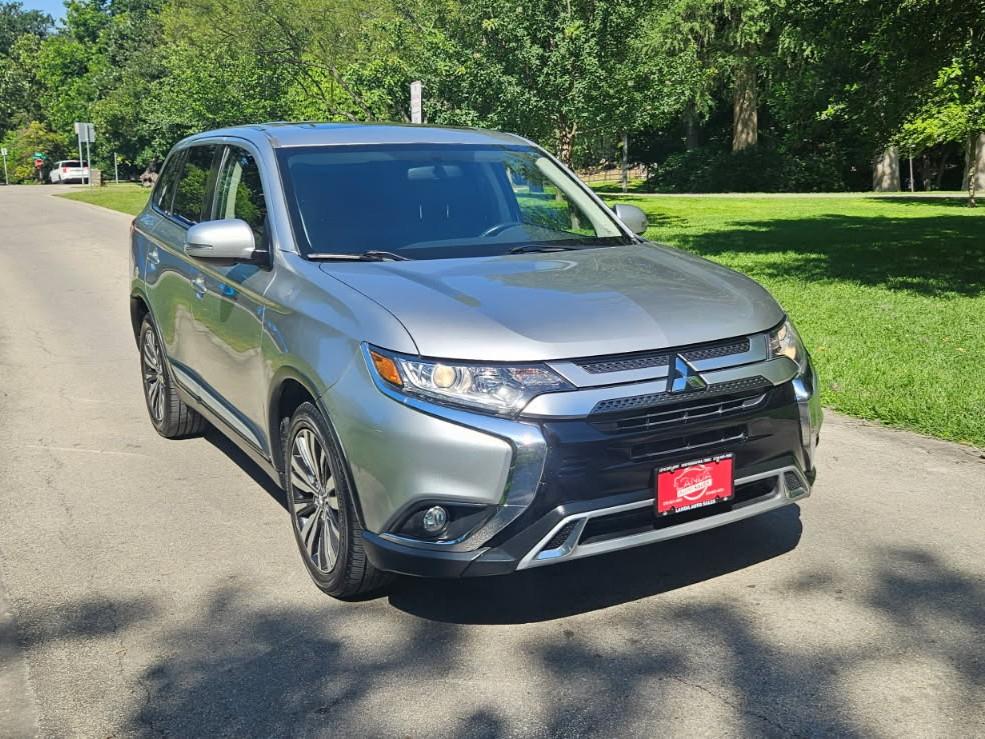 Mitsubishi Outlander  2019