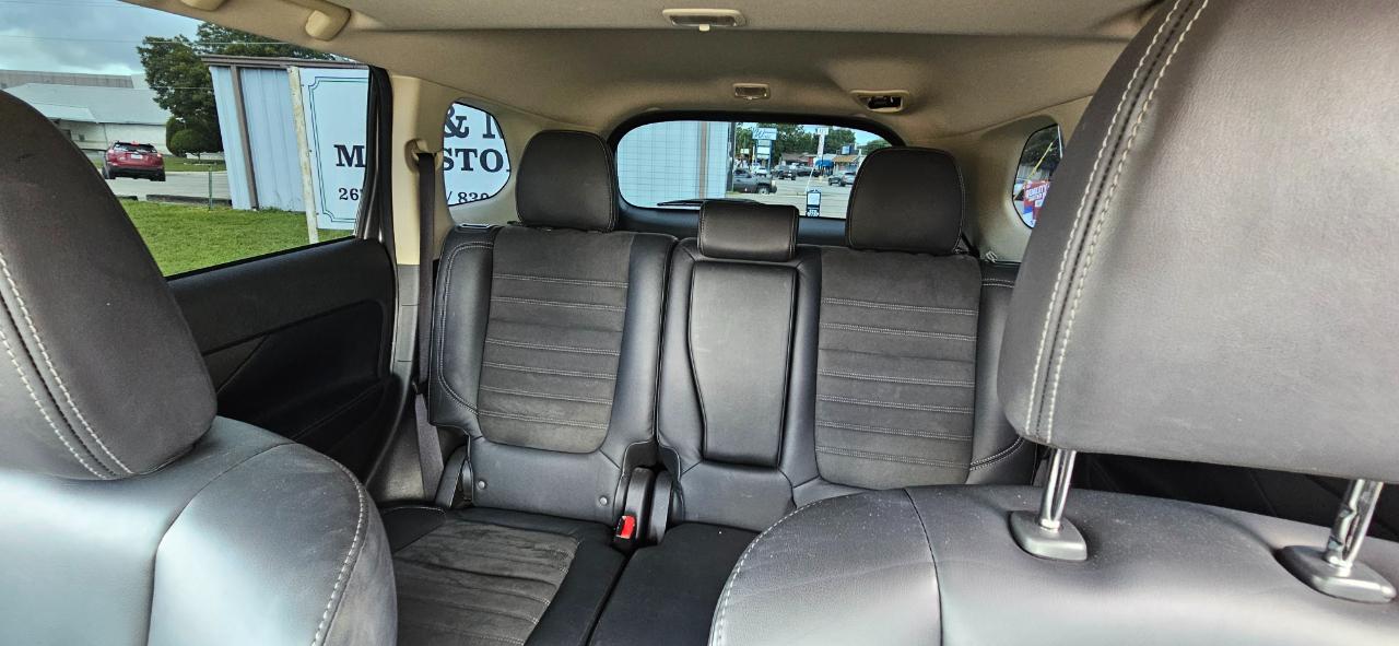 Mitsubishi Outlander  2019