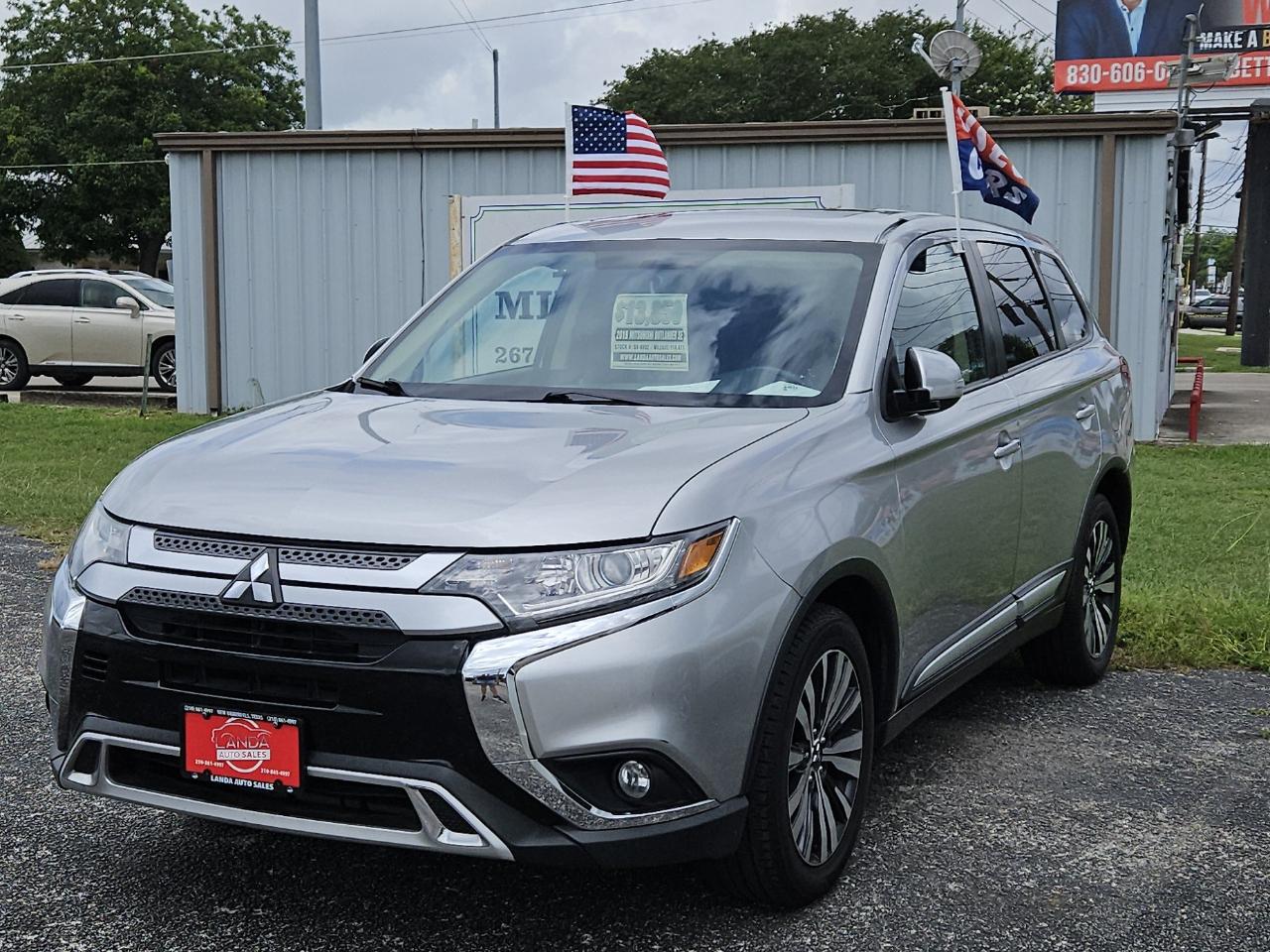 Mitsubishi Outlander  2019