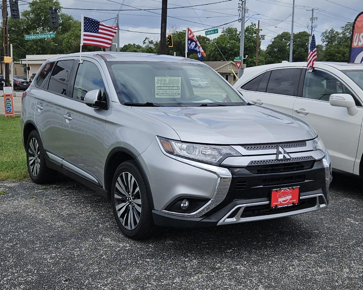Mitsubishi Outlander  2019