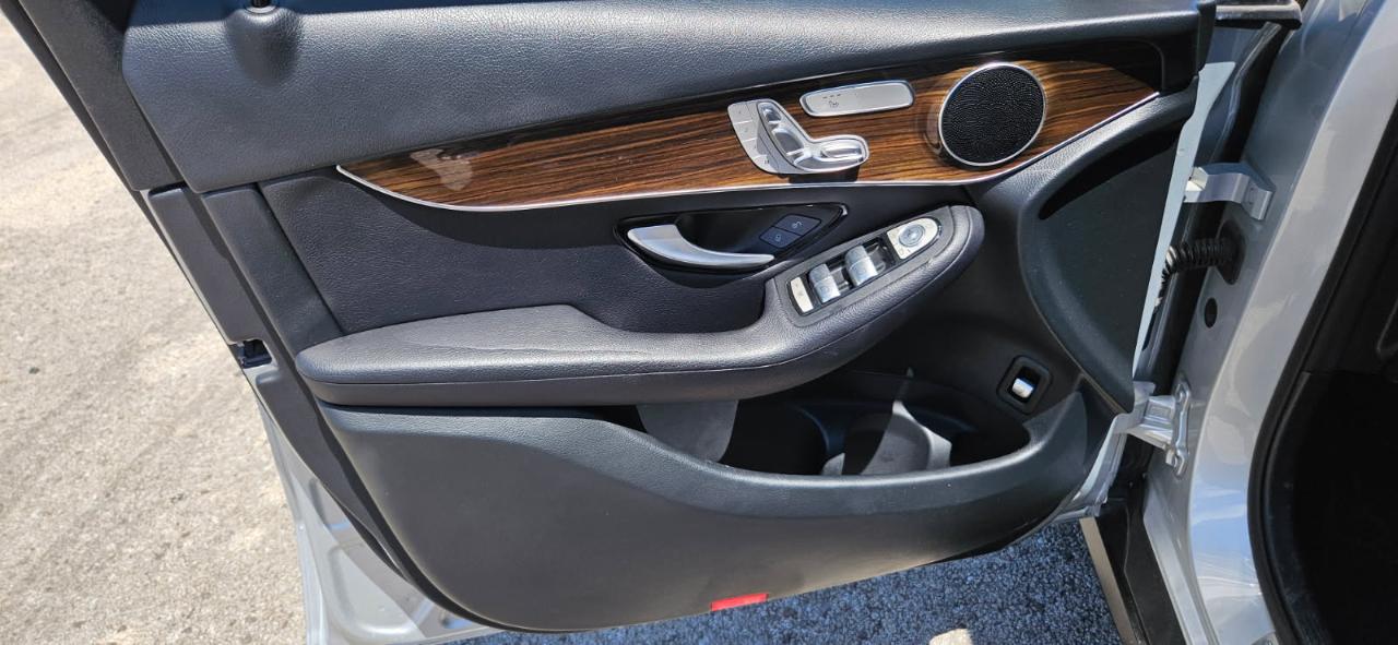 Mercedes-Benz GLC-Class  2019