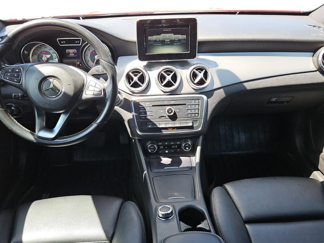 2016 Mercedes-Benz GLA-Class GLA250 - Photo 13