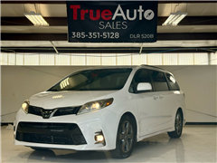 2018 Toyota Sienna  2018 Toyota Sienna