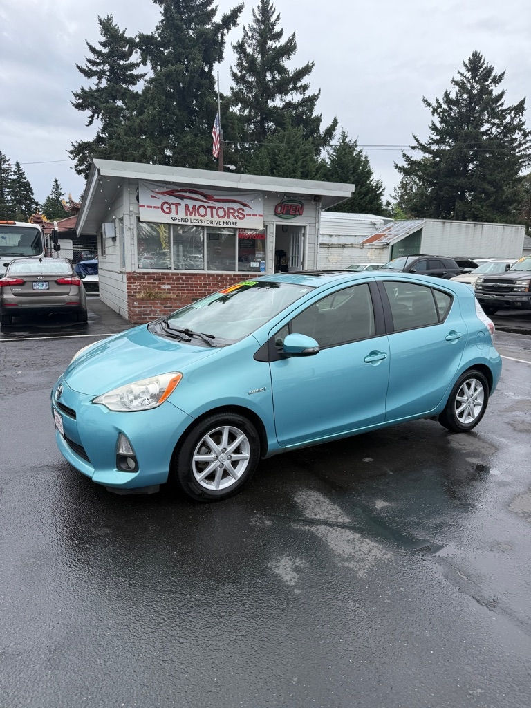 2014 Toyota Prius c Four