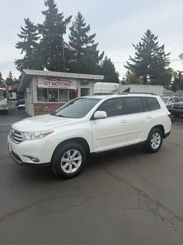 2013 Toyota Highlander BASE