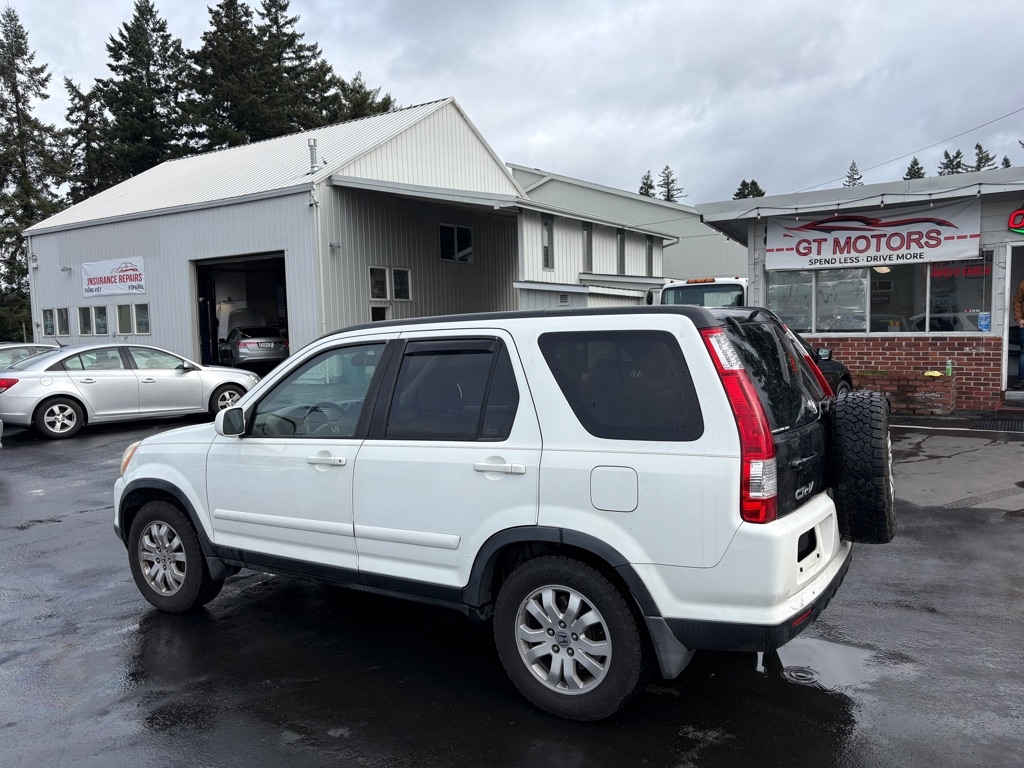 2006 Honda CR-V SE's photo