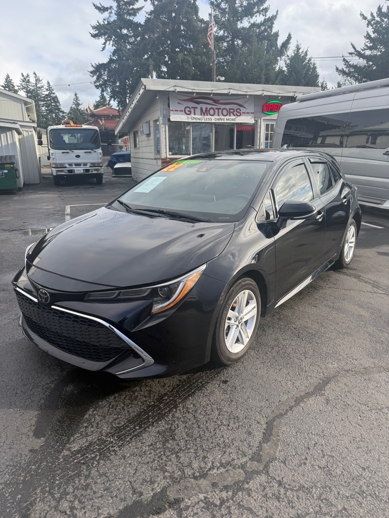 2022 Toyota Corolla Hatchback SE's photo