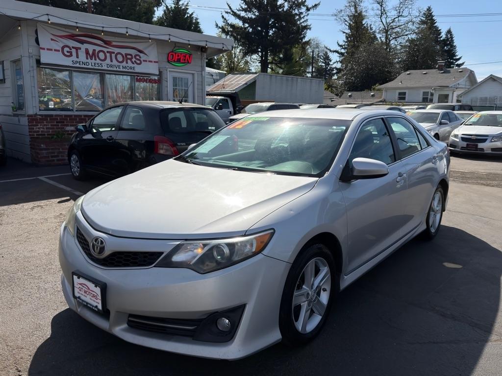 2012 Toyota Camry SE