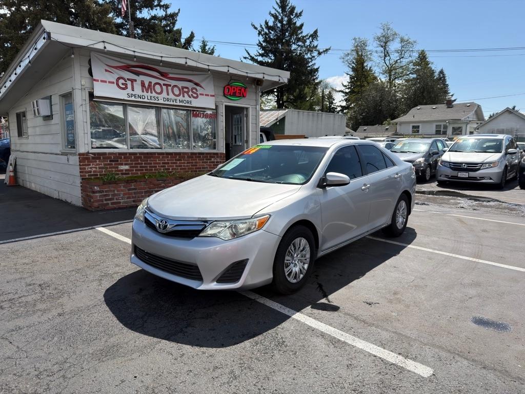 2014 Toyota Camry LE