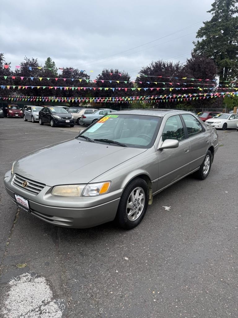 1999 Toyota Camry LE V6
