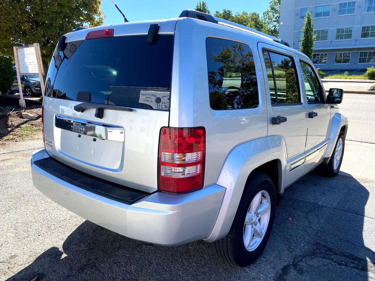 Jeep Liberty Limited 4WD 2012 Jeep Liberty Limited 4WD 2012