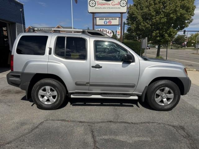 Nissan Xterra X 4WD 2011