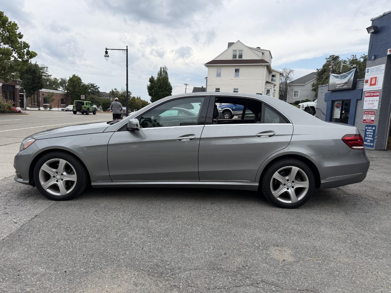 Mercedes-Benz E-Class E350 Sport 4MATIC Sedan 2015
