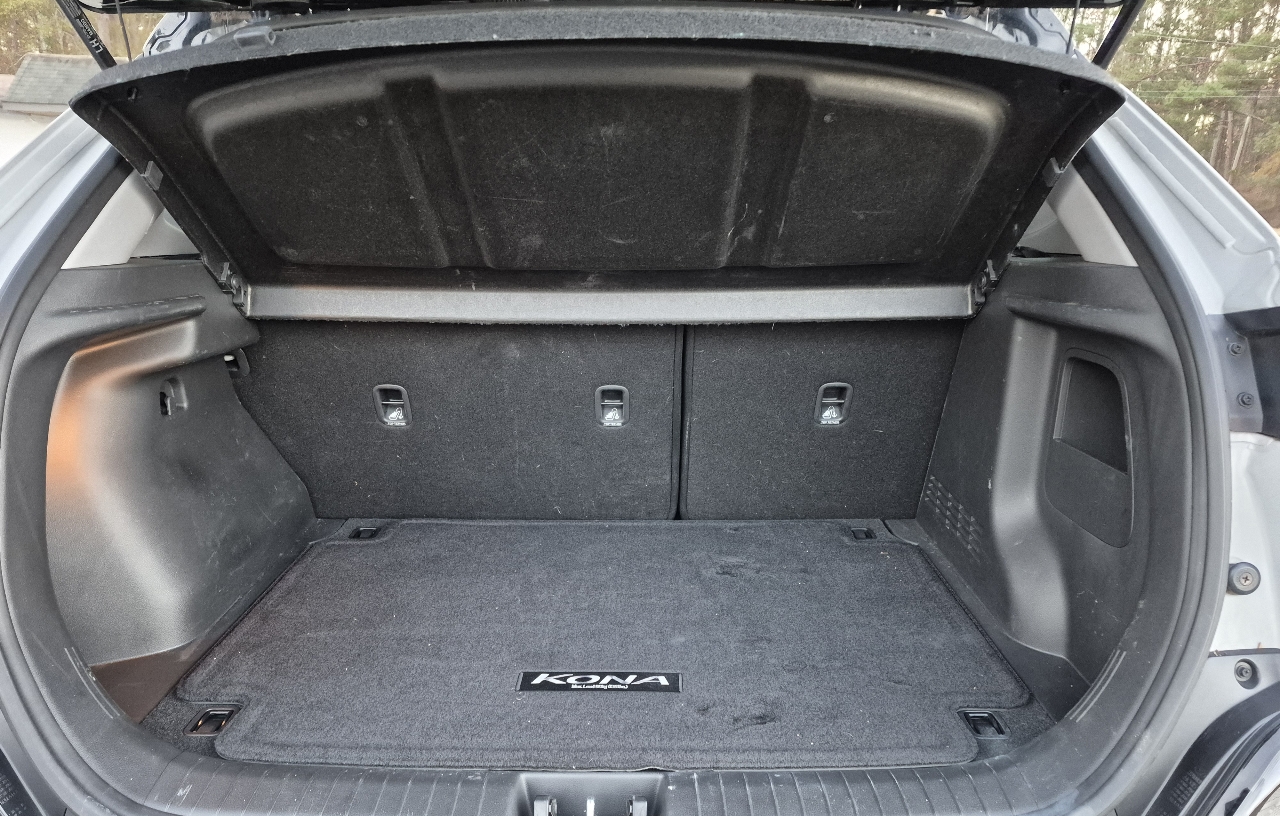 Hyundai Kona SEL 2023