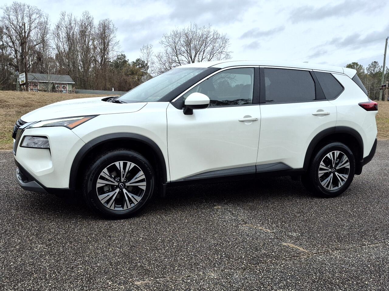 Nissan Rogue SV 2023