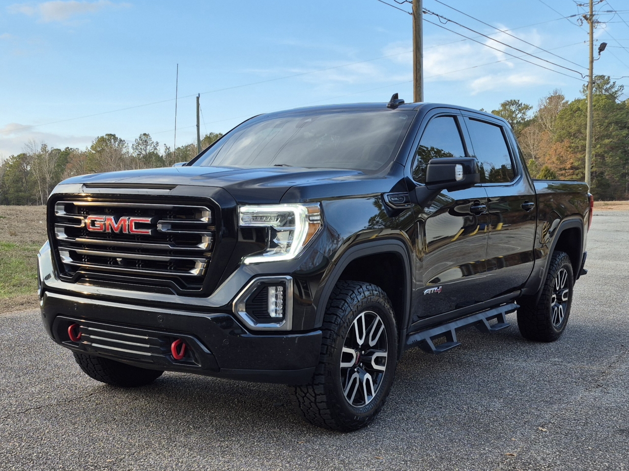 GMC Sierra 1500 AT4 Crew Cab Short Box 4WD 2021