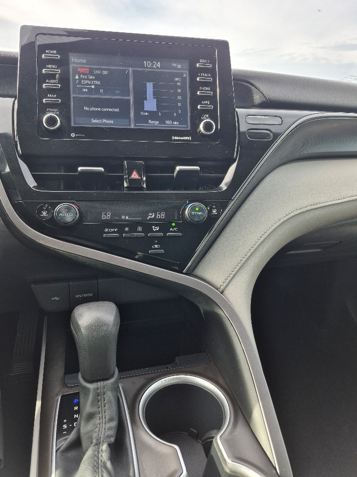 Toyota Camry LE 2022