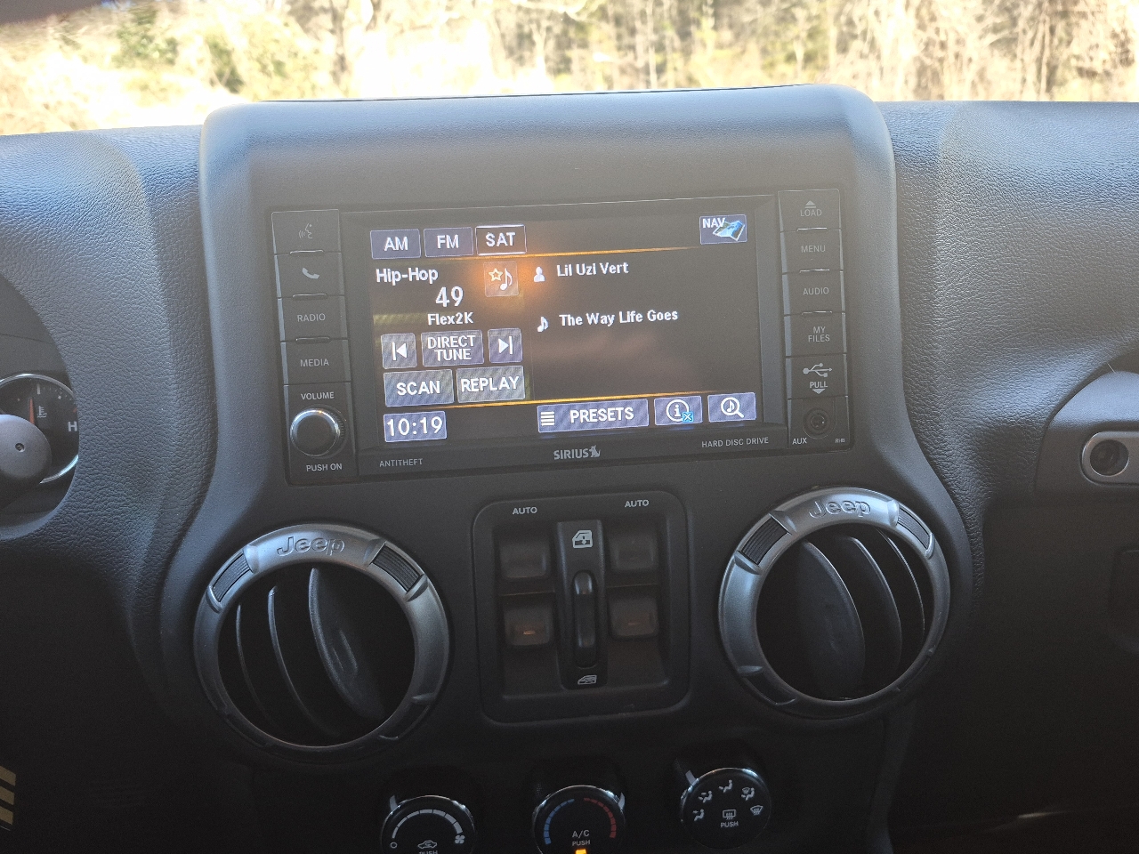 Jeep Wrangler JK Unlimited Sahara 4WD 2018