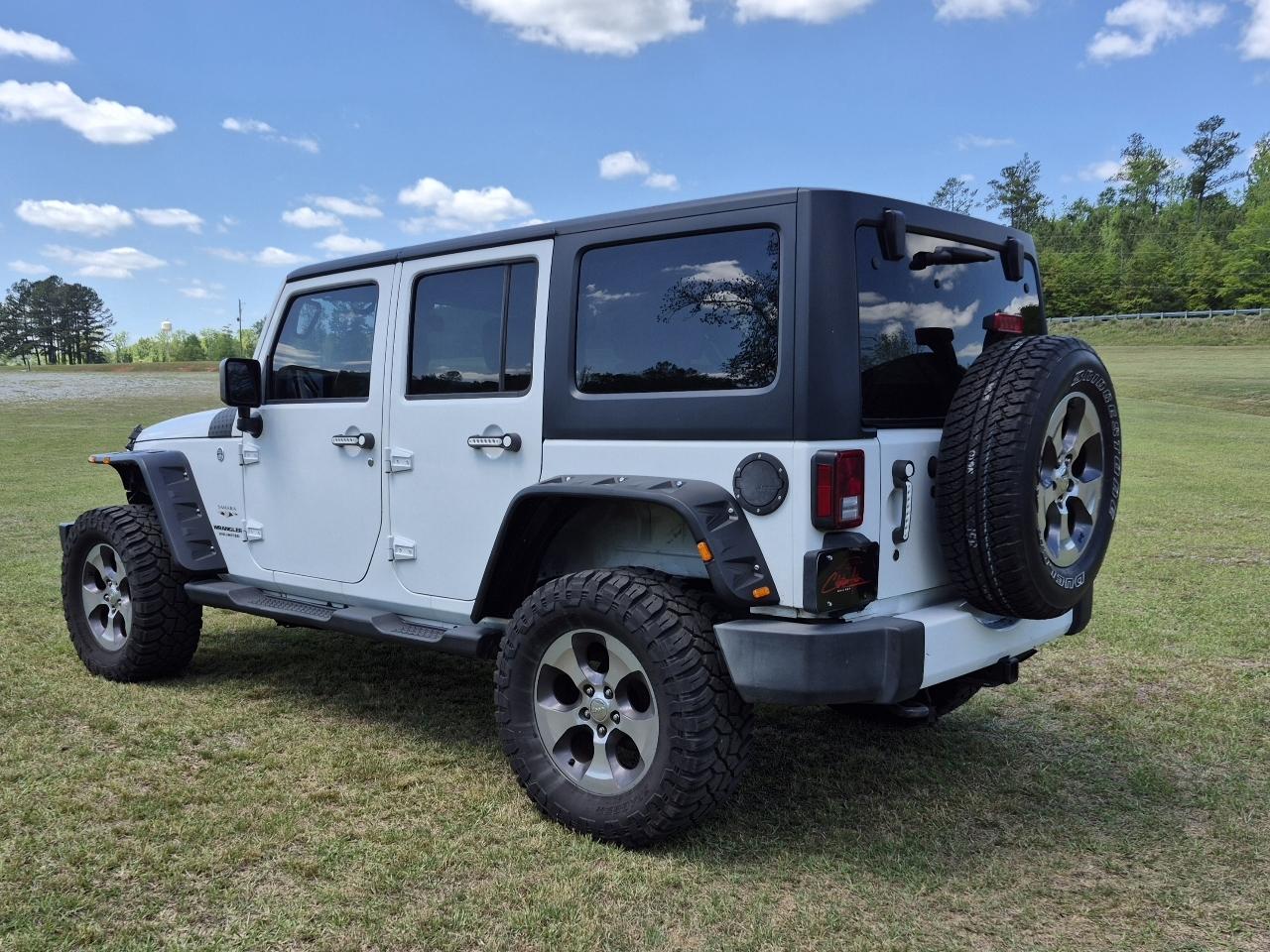 Jeep Wrangler Unlimited Sahara 4WD 2016