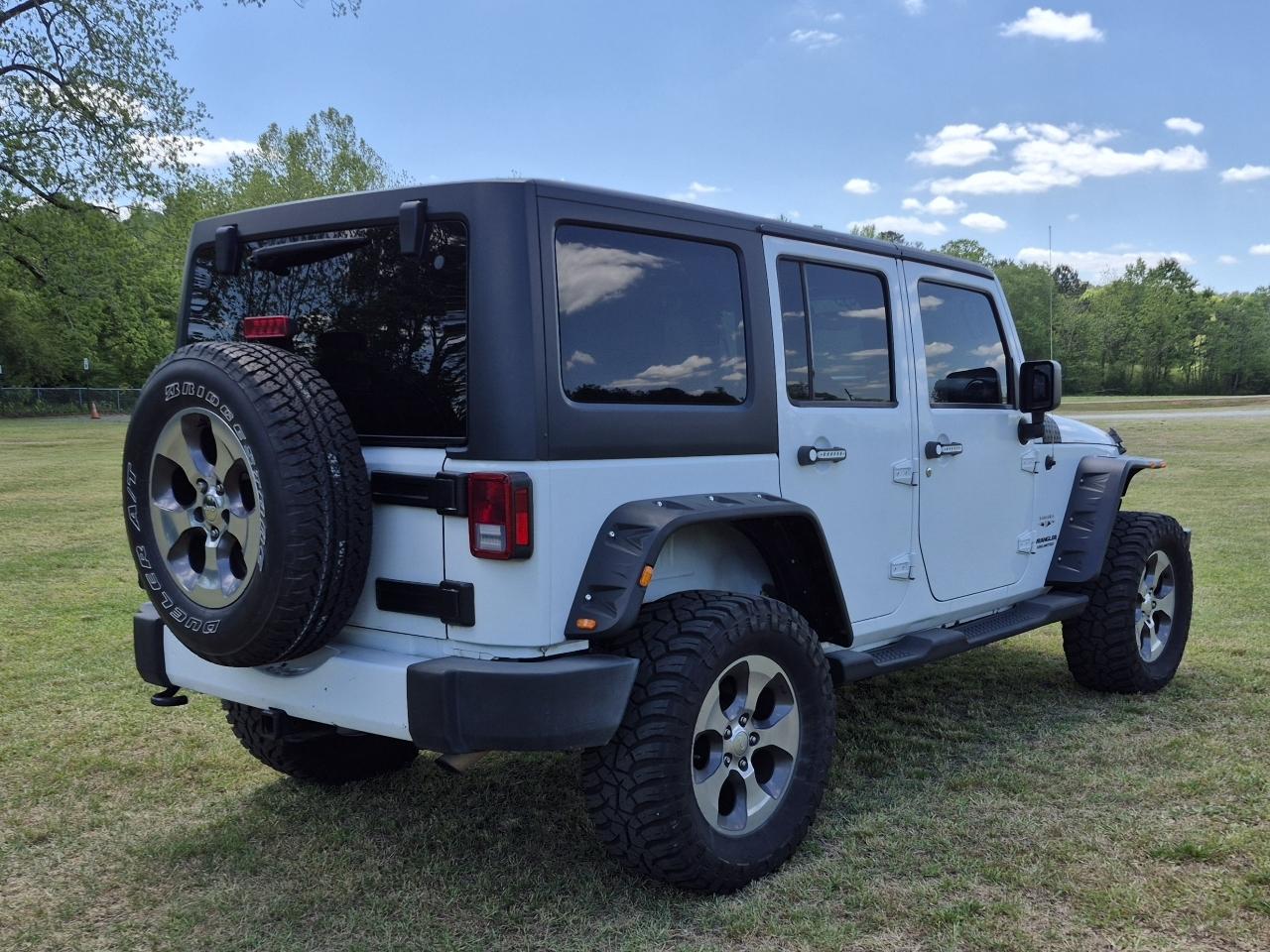 Jeep Wrangler Unlimited Sahara 4WD 2016