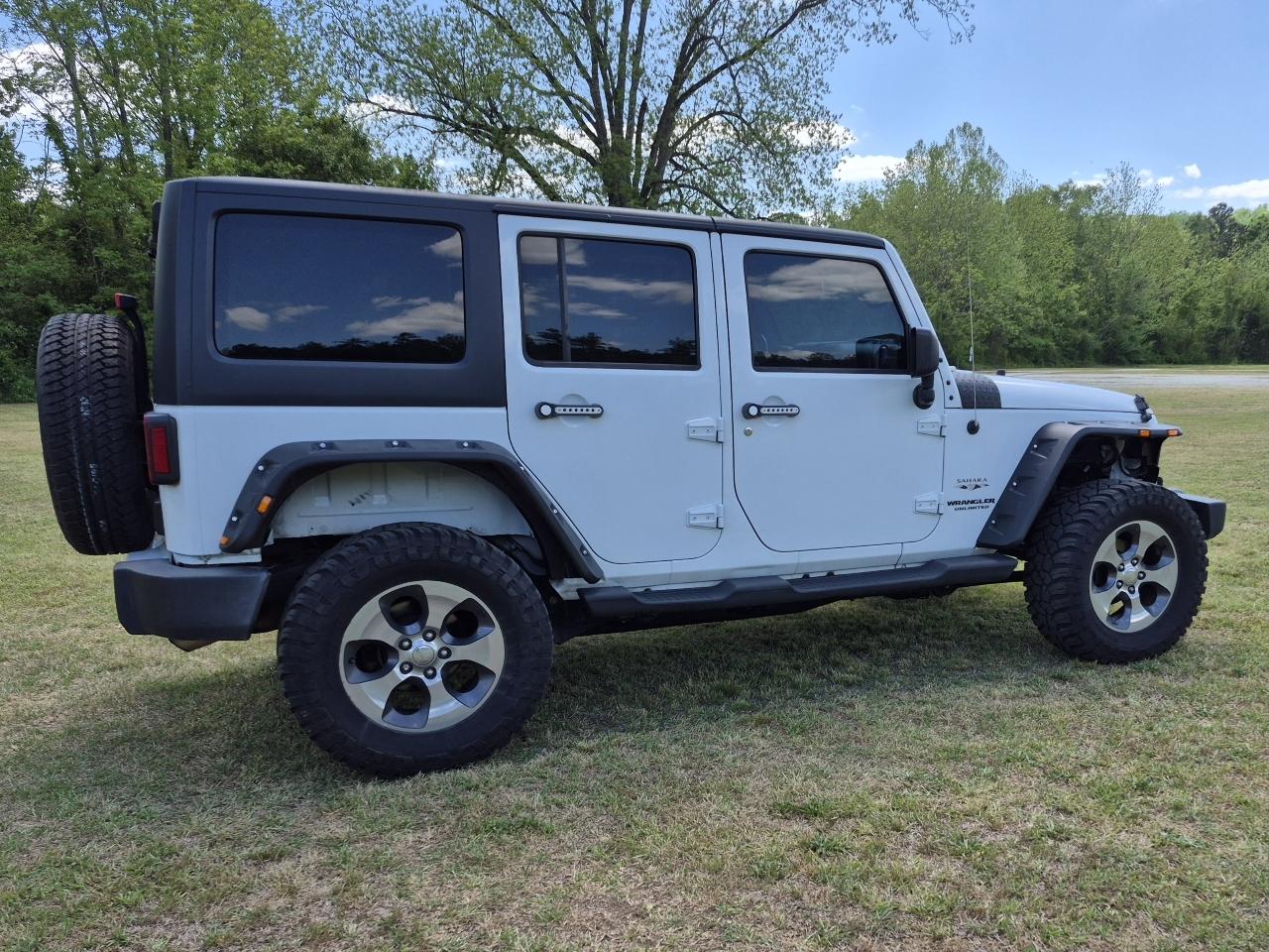 Jeep Wrangler Unlimited Sahara 4WD 2016