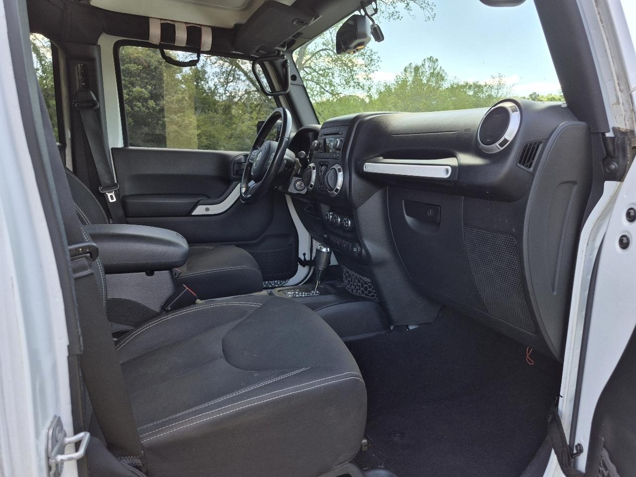 Jeep Wrangler Unlimited Sahara 4WD 2016