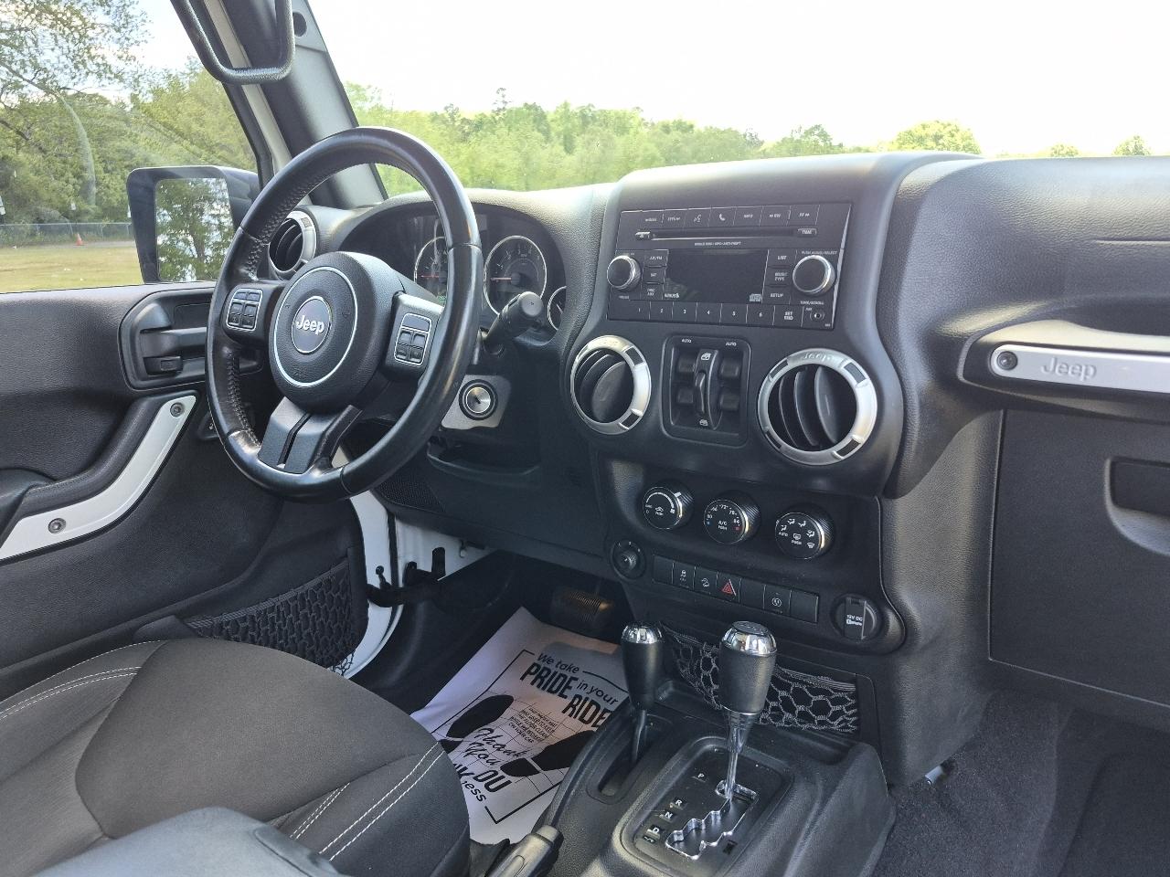 Jeep Wrangler Unlimited Sahara 4WD 2016