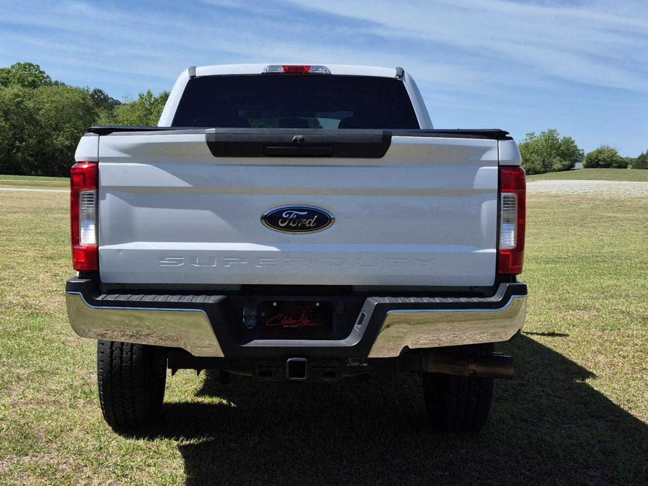 Ford F-250 SD XLT Crew Cab 4WD 2017