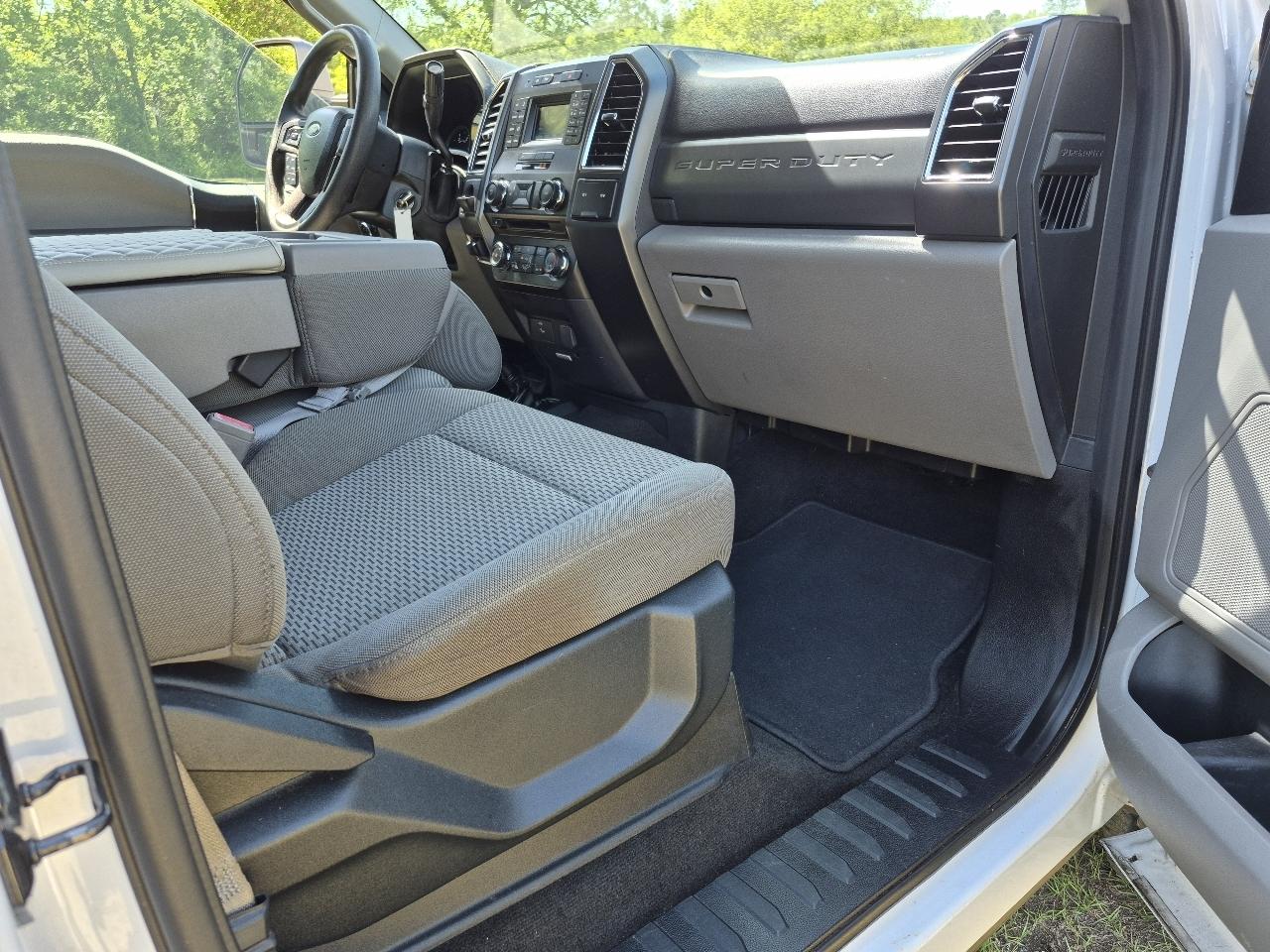 Ford F-250 SD XLT Crew Cab 4WD 2017