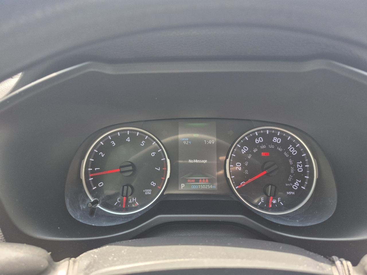 Toyota RAV4 LE 2020