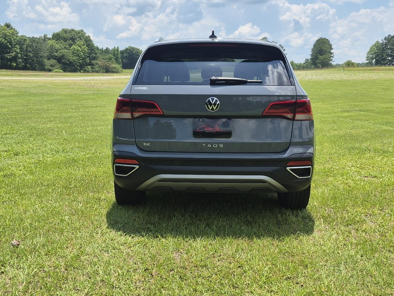 Volkswagen Taos SE 2022