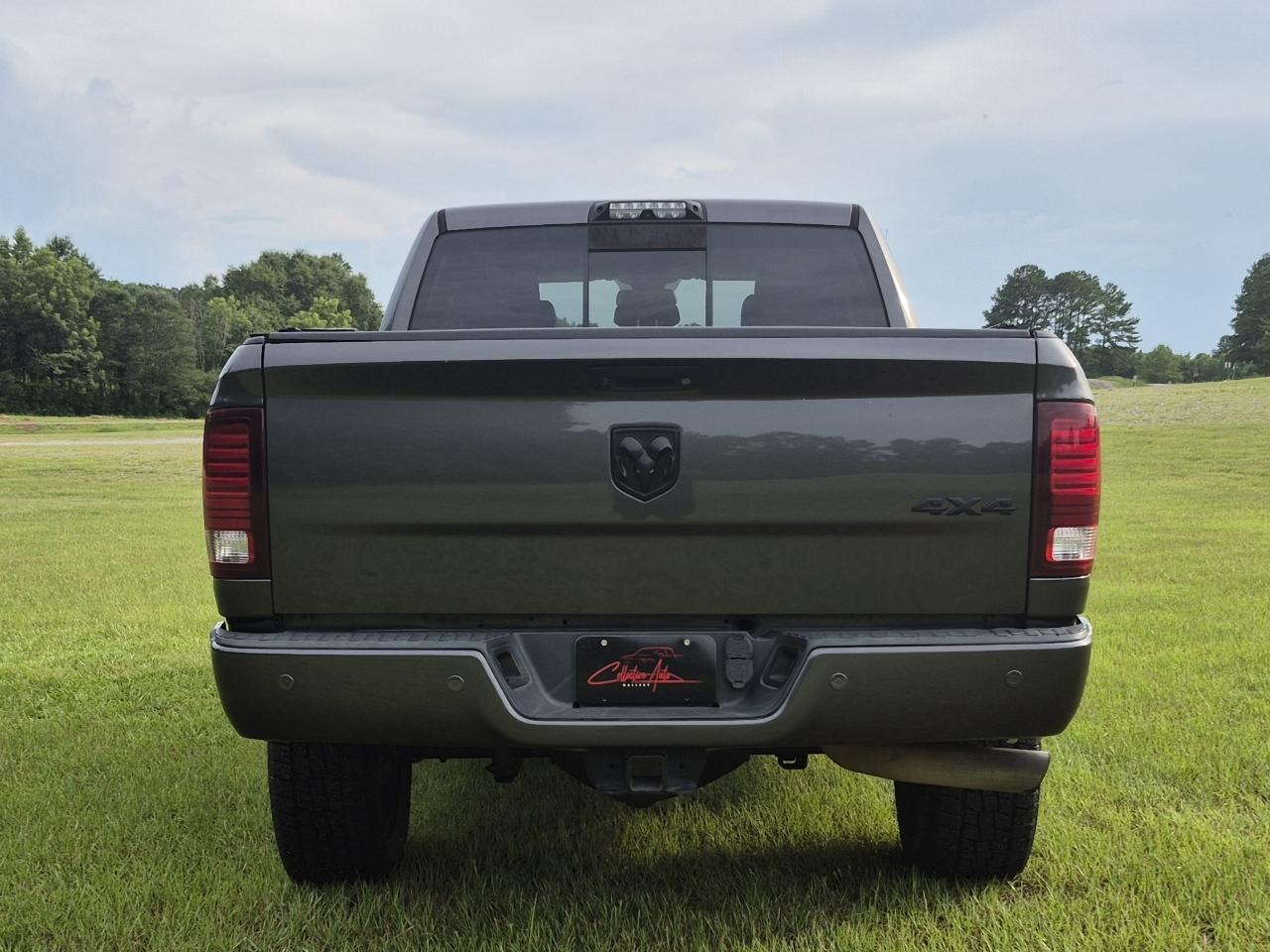 RAM 3500 Laramie Crew Cab SWB 4WD 2018