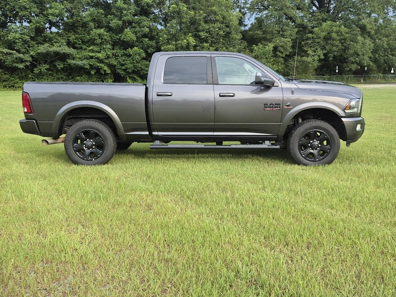 RAM 3500 Laramie Crew Cab SWB 4WD 2018
