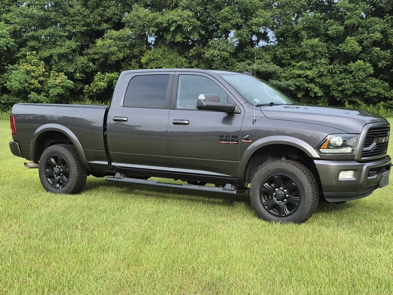RAM 3500 Laramie Crew Cab SWB 4WD 2018