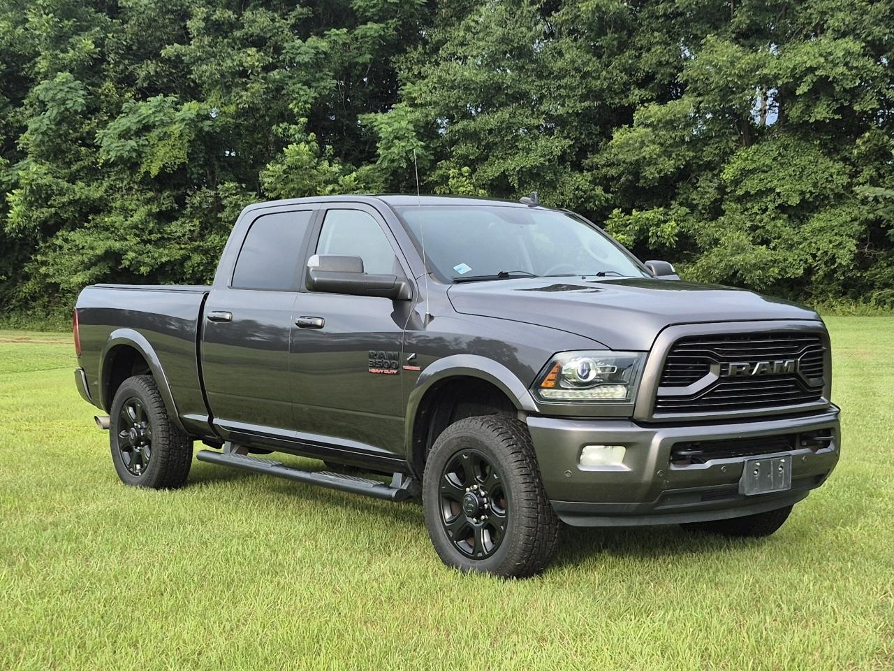 RAM 3500 Laramie Crew Cab SWB 4WD 2018