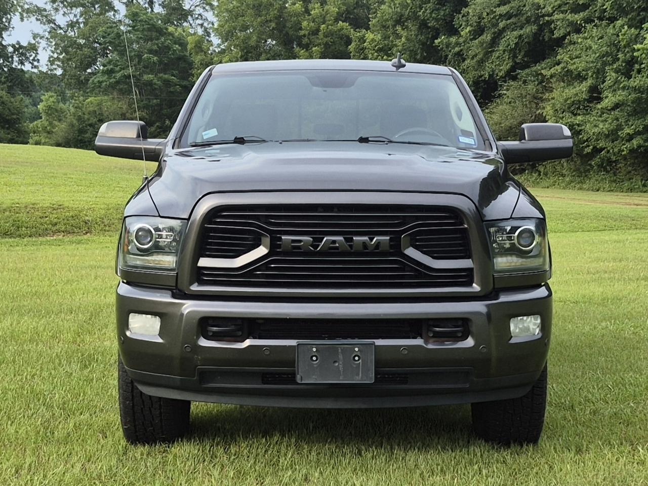 RAM 3500 Laramie Crew Cab SWB 4WD 2018