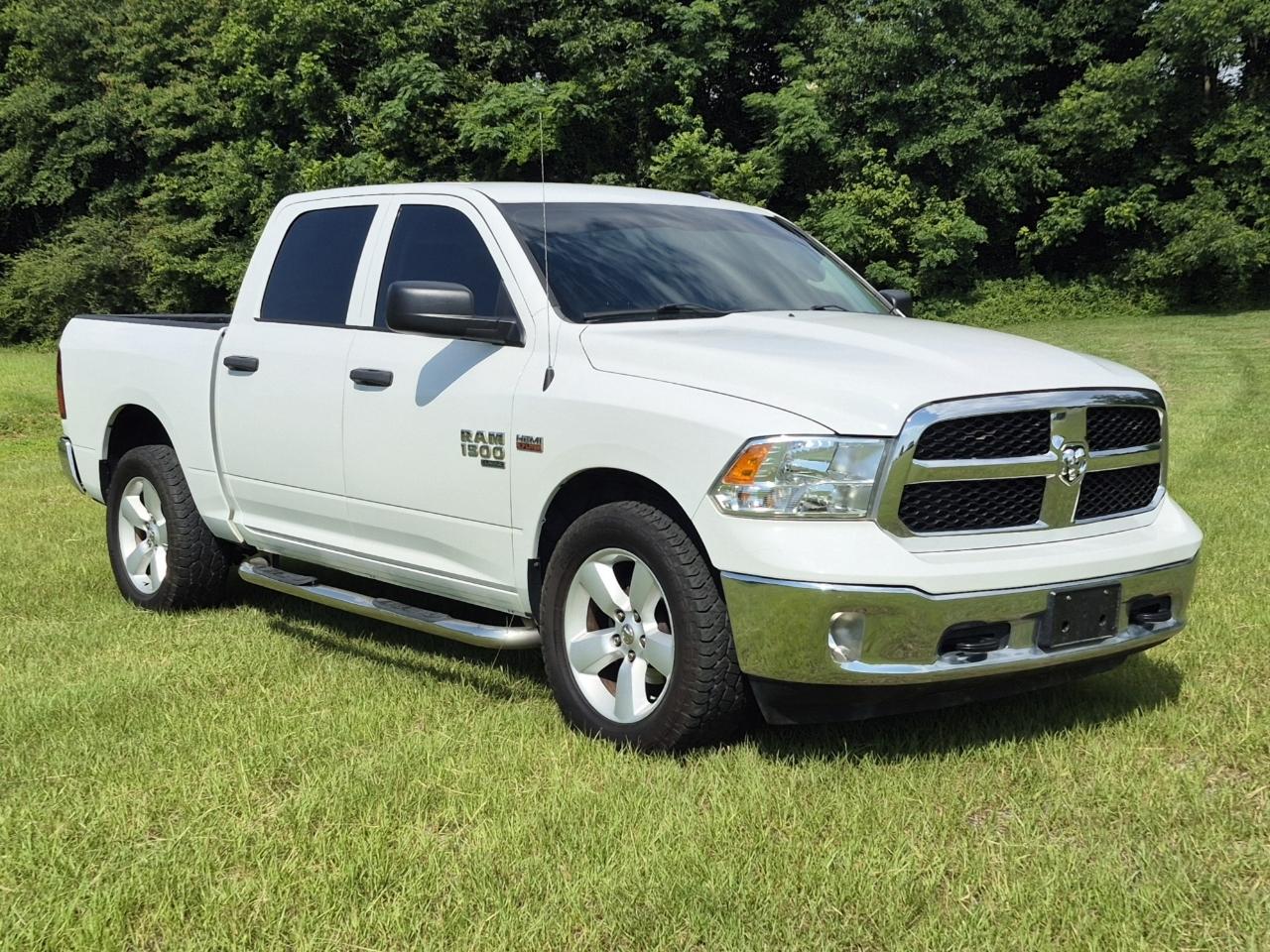 RAM 1500 Classic Tradesman Crew Cab SWB 4WD 2022