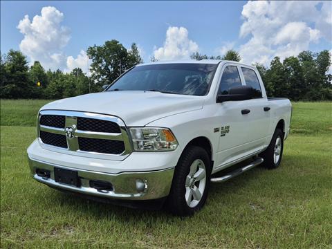 2022 RAM 1500 Classic Tradesman Crew Cab SWB 4WD